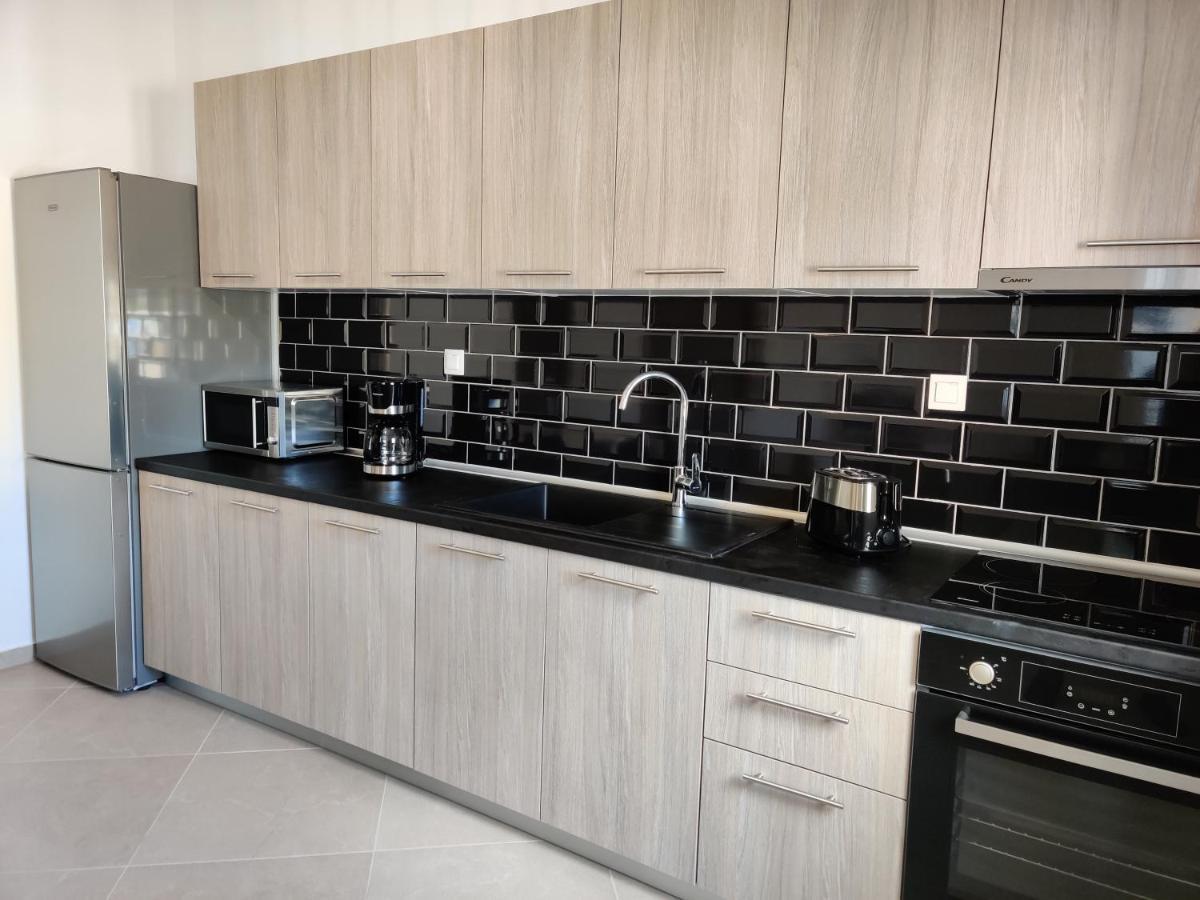 Mare Monte Luxury Apartments 3 Néa Skióni Eksteriør bilde