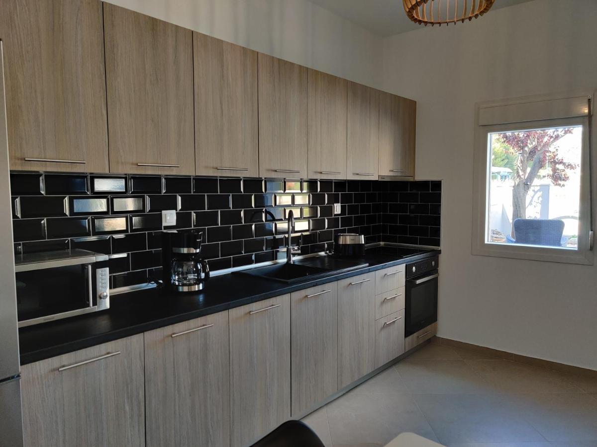 Mare Monte Luxury Apartments 3 Néa Skióni Eksteriør bilde
